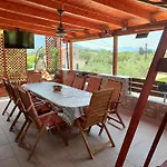 Villa George's Family Friendly Maisonette With Great Exterior Drosia (Central Greece)