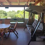 George's Family Friendly Maisonette With Great Exterior Villa *