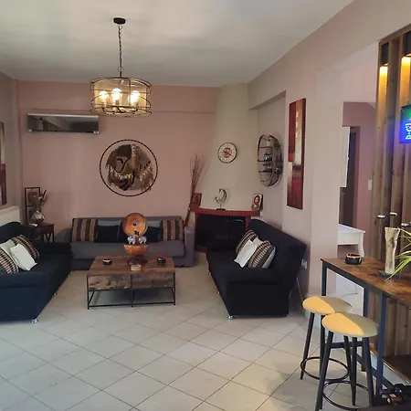 George's Family Friendly Maisonette With Great Exterior Βίλα Δροσιά