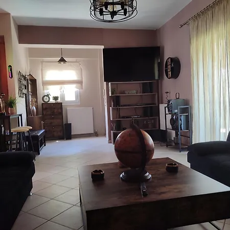 George's Family Friendly Maisonette With Great Exterior Dhrosiá