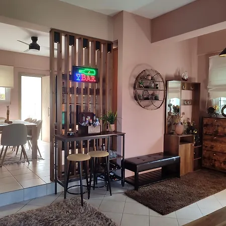 George's Family Friendly Maisonette With Great Exterior Villa *