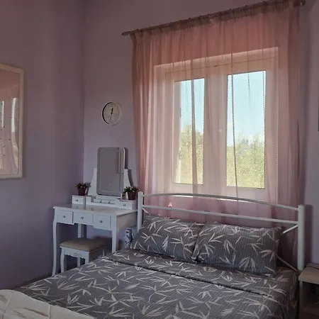 George's Family Friendly Maisonette With Great Exterior Vila Dhrosiá