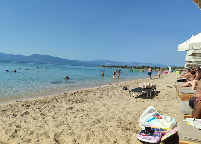 George's Family Friendly Maisonette With Great Exterior Δροσιά